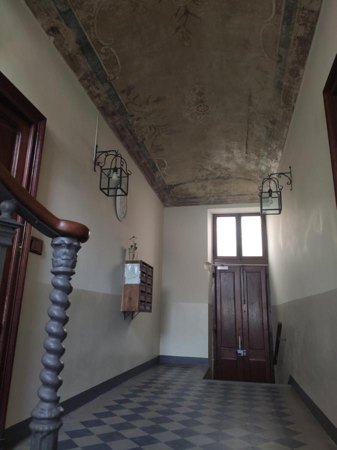 Appartamento Su Cortile Magico ตูริน ภายนอก รูปภาพ