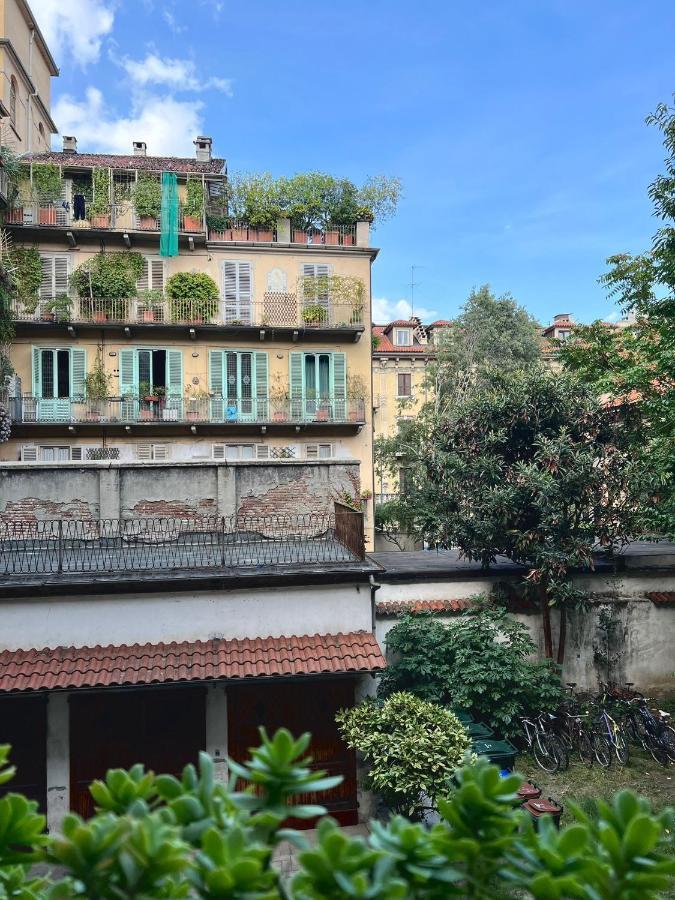 Appartamento Su Cortile Magico ตูริน ภายนอก รูปภาพ