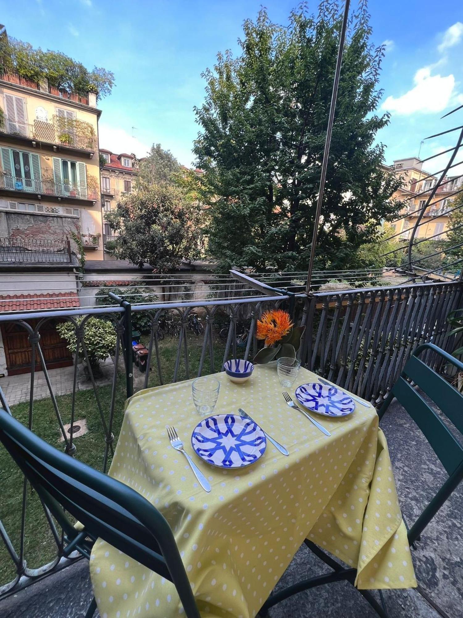 Appartamento Su Cortile Magico ตูริน ภายนอก รูปภาพ